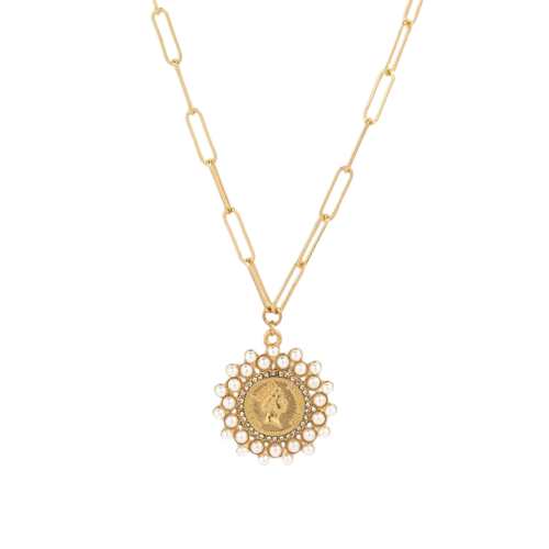 Queen Pearl Pendant Necklace