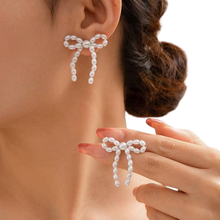 French Pearl Bow Earring