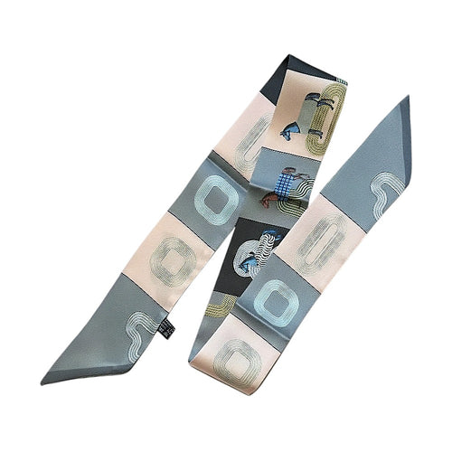 Grey Geometric Horse Twilly